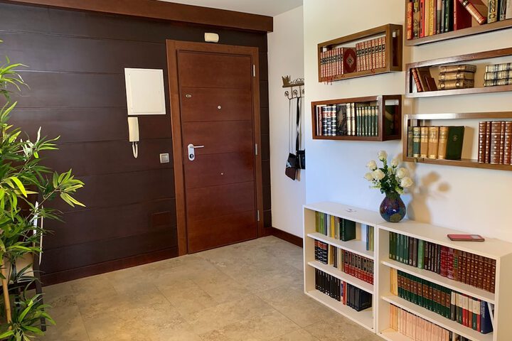 Room 28 of 85