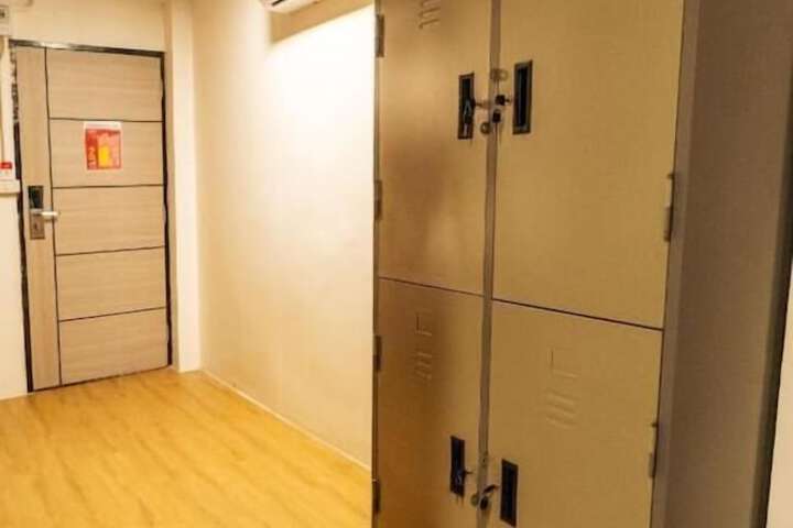 Room 75 of 132