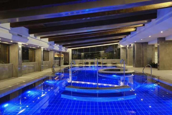 Pool 18 of 51