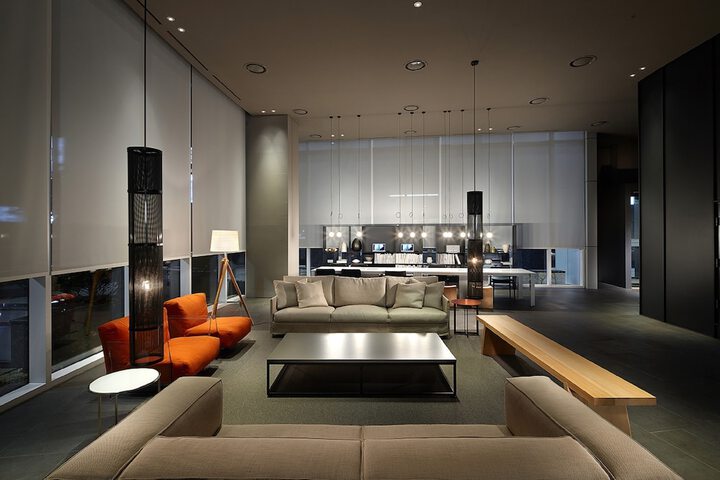 Entrance & Lobby