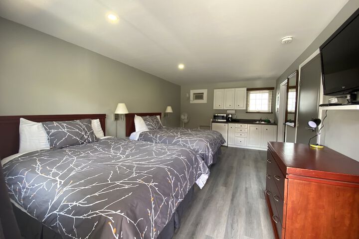 Room 17 of 118
