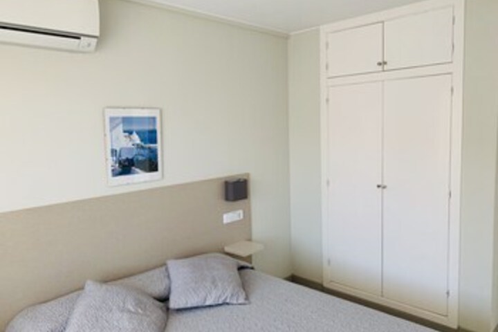 Room 43 of 47