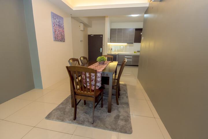 Room 30 of 87