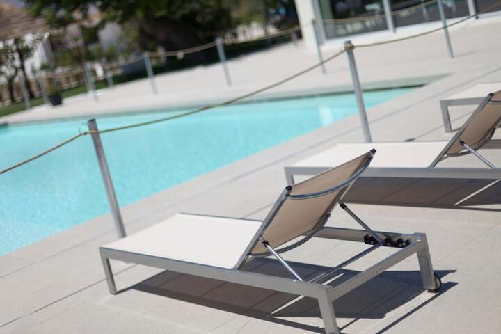 Pools & Facilities