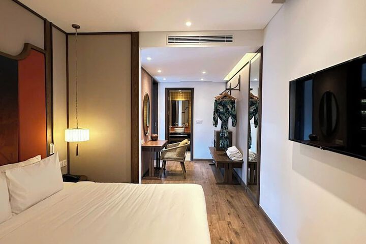 Room 12 of 89