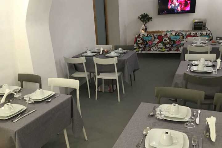 Breakfast area