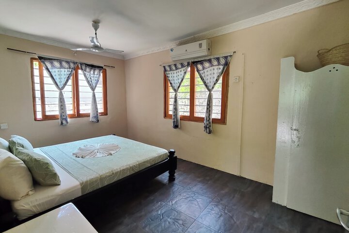 Room 21 of 117