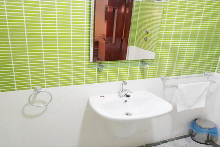 Room 16 of 23
