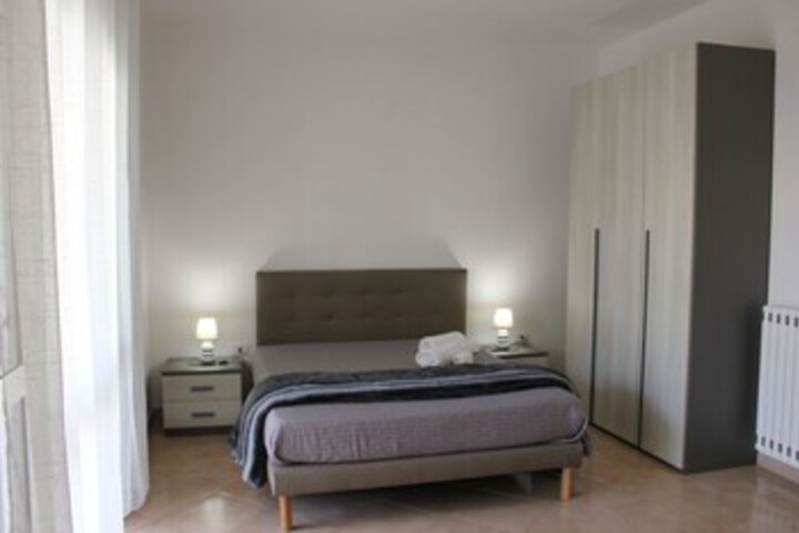 Room 29 of 33