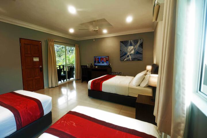 Room 3 of 60