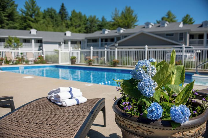 Hotel with Pool