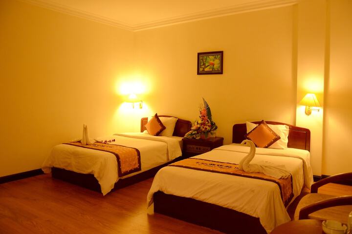 Room 3 of 35