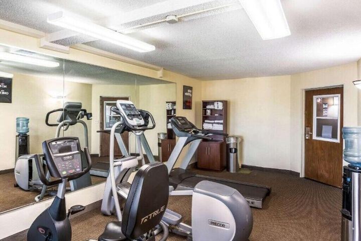 Hotel Gym Photos