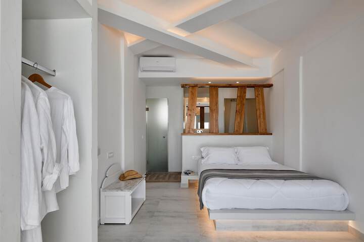 Room 46 of 205