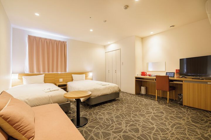 Room 17 of 61