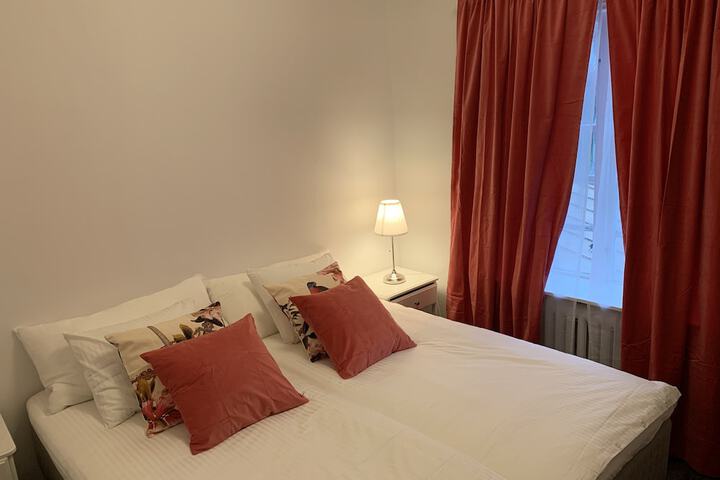Room 5 of 49