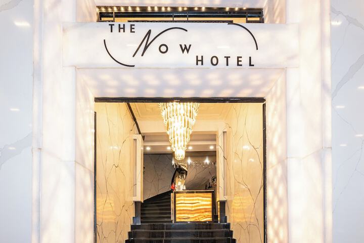 Hotel 2 of 71