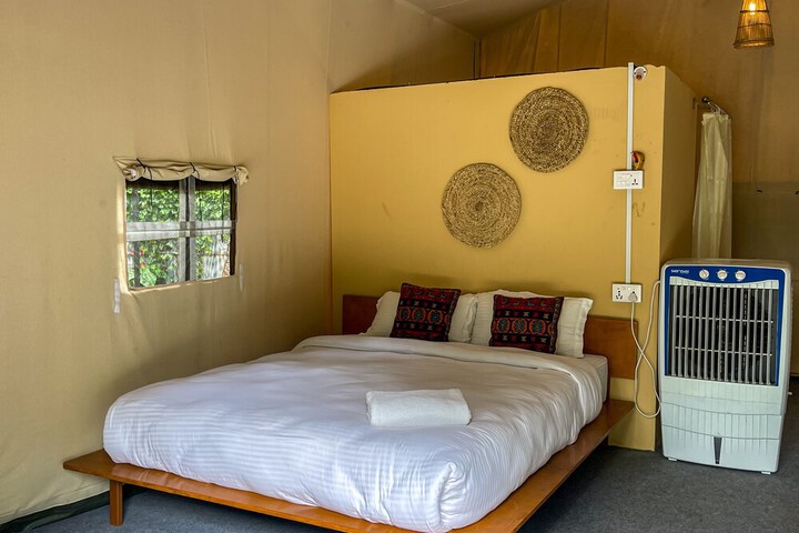 Room 4 of 22