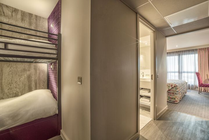 Room 15 of 85