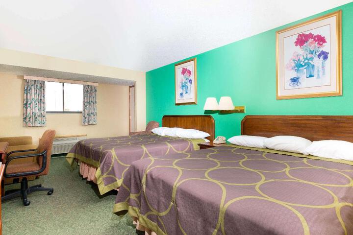 1 King Bed (8 of 8)