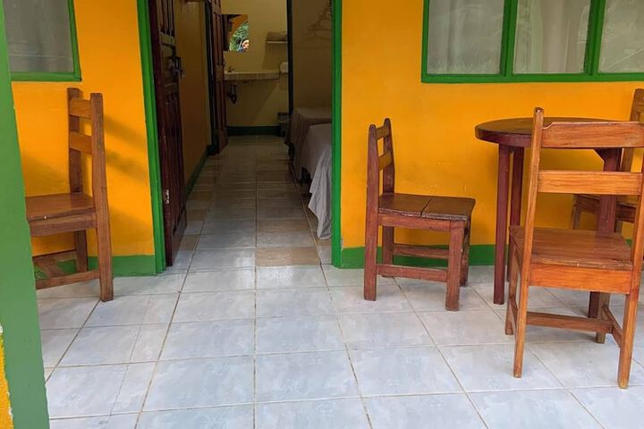 Room 3 of 41