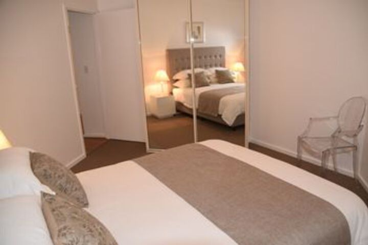Room 9 of 20