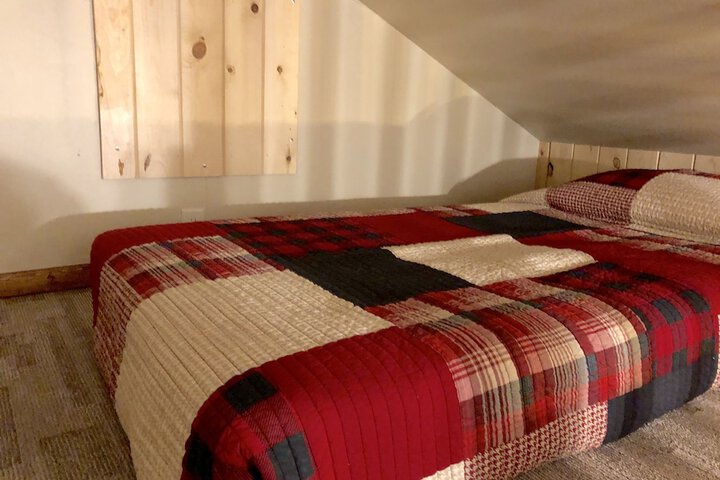 Room 53 of 259