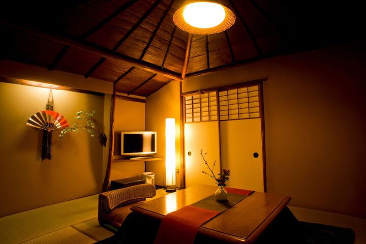 Room 11 of 62