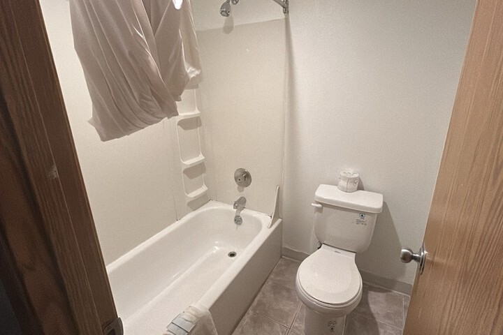 Room 29 of 49