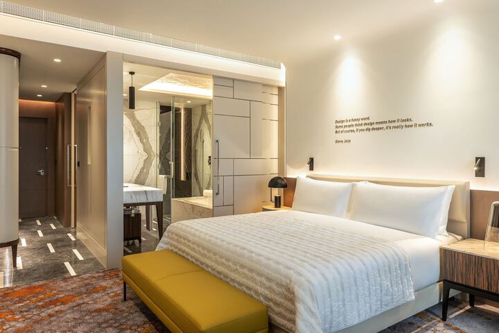 Room 26 of 188