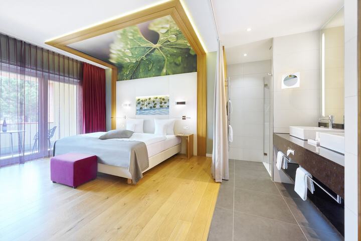 Room 10 of 44