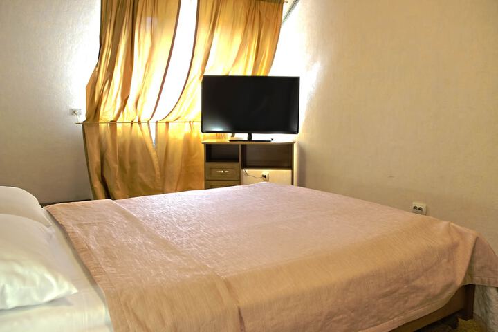 Room 9 of 54
