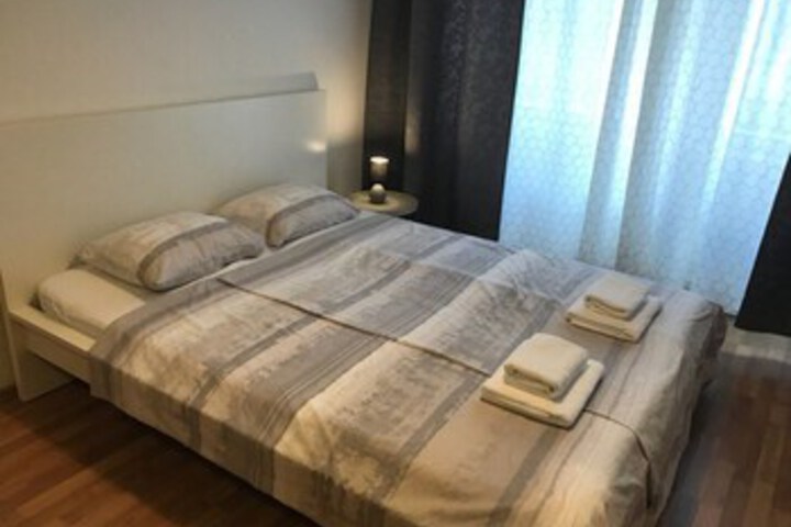 Room 16 of 35