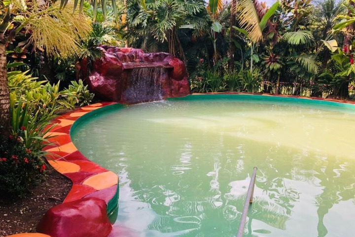 Hotel Pool