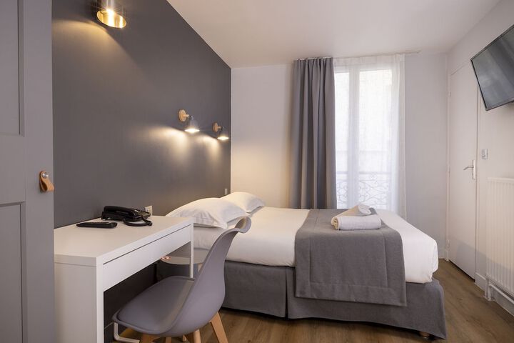 Room 4 of 53