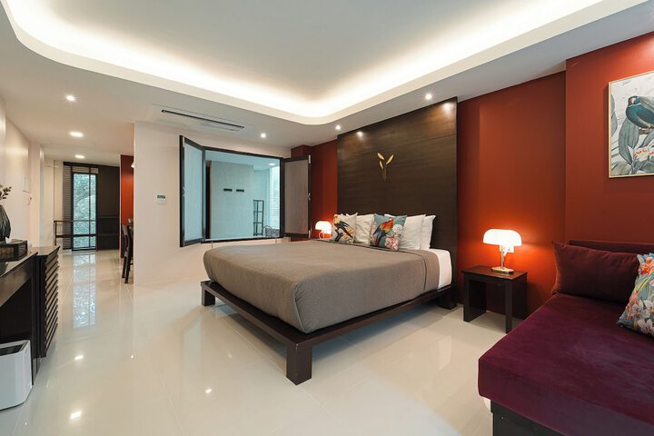 Room 16 of 170