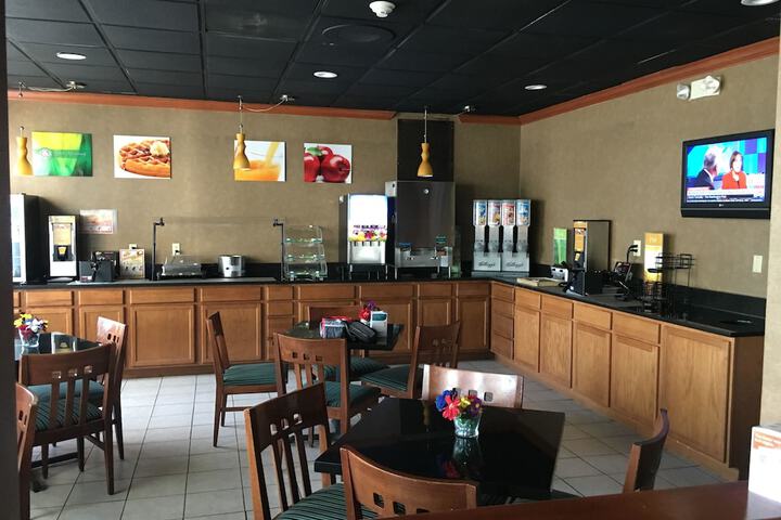 Food court