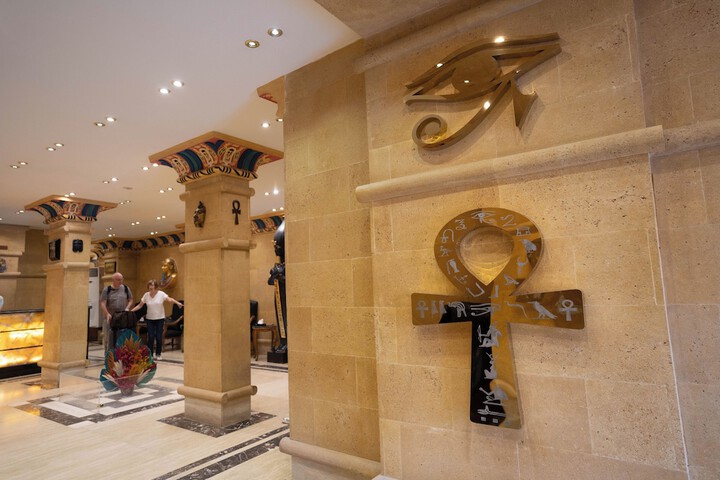 Hotel Interior 11 of 112