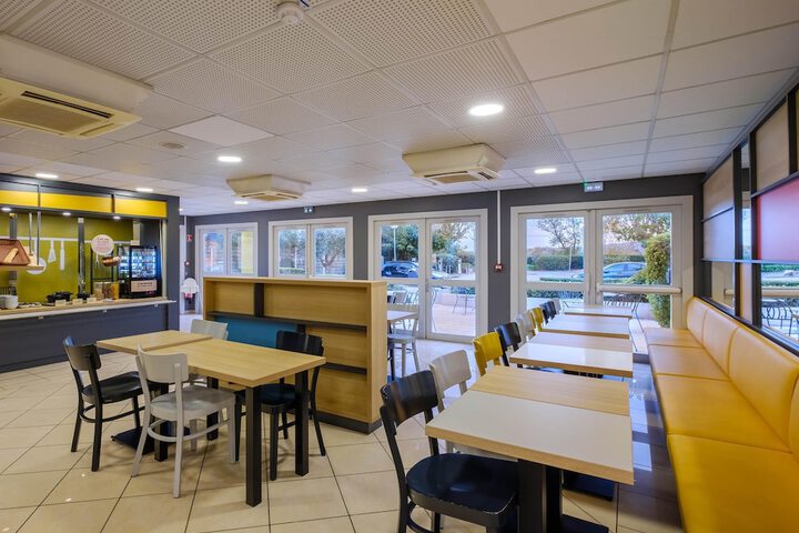 Dining Photos