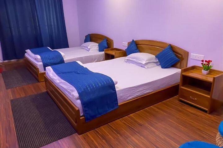 Room 2 of 23