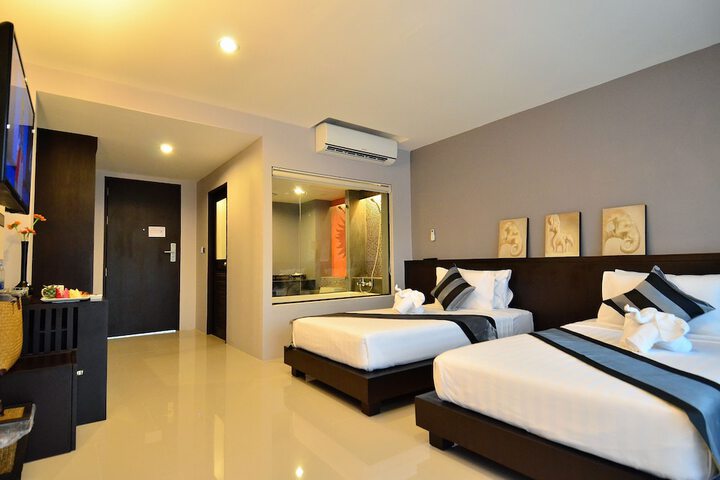 Room 68 of 146