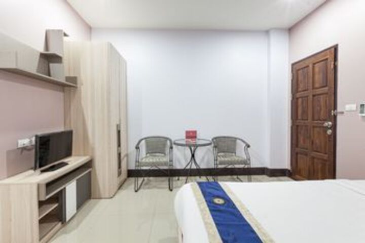 Room 14 of 22