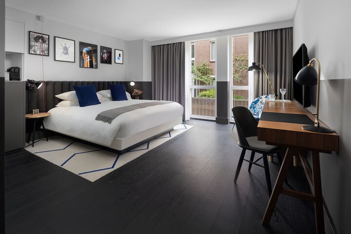 Room 43 of 121