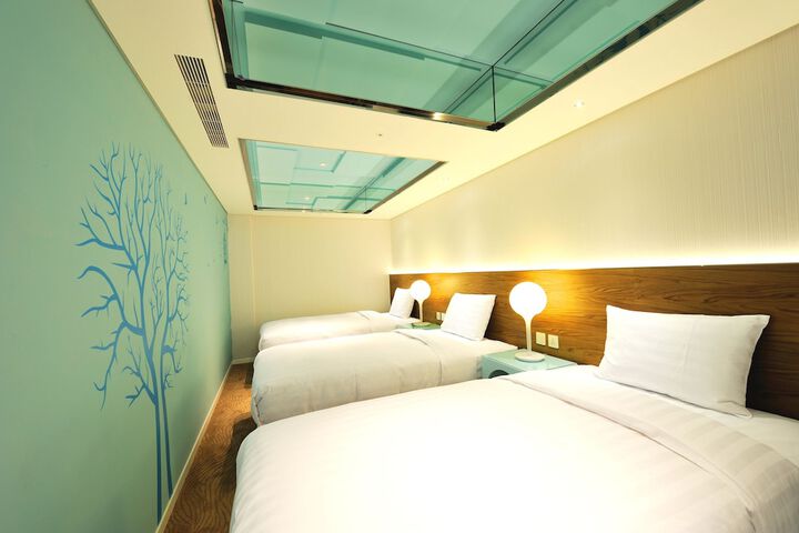 Room 87 of 171