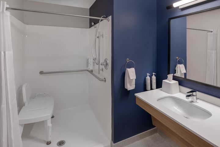 Bathroom shower