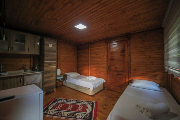 Room 14 of 74