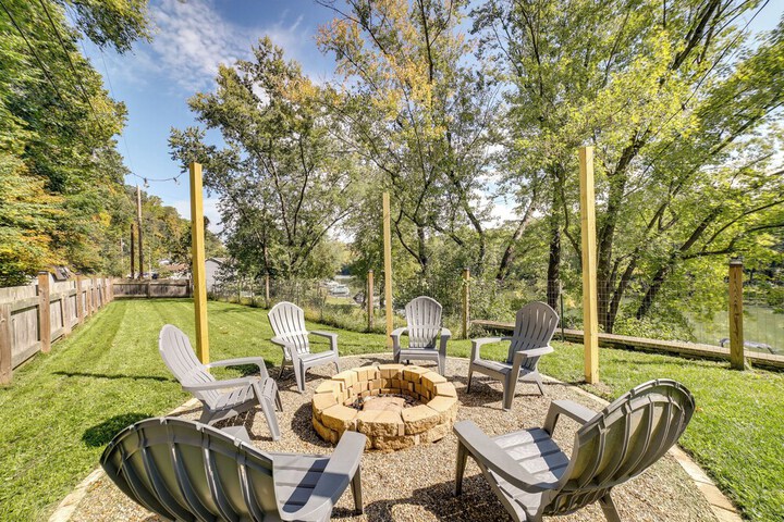 Waterfront Home: Allegheny River Access Dock Slip