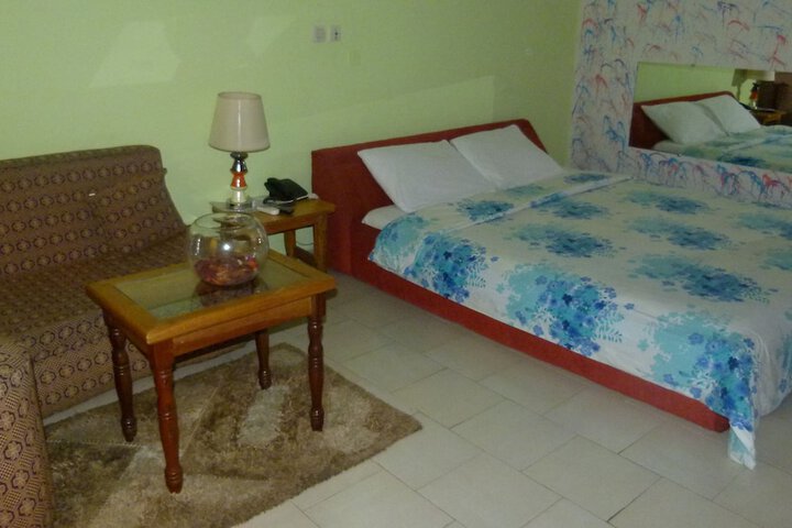 Room 5 of 23