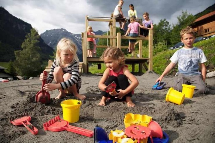 Childrens Activities 47 of 74