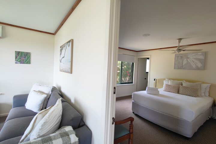 Room 20 of 77